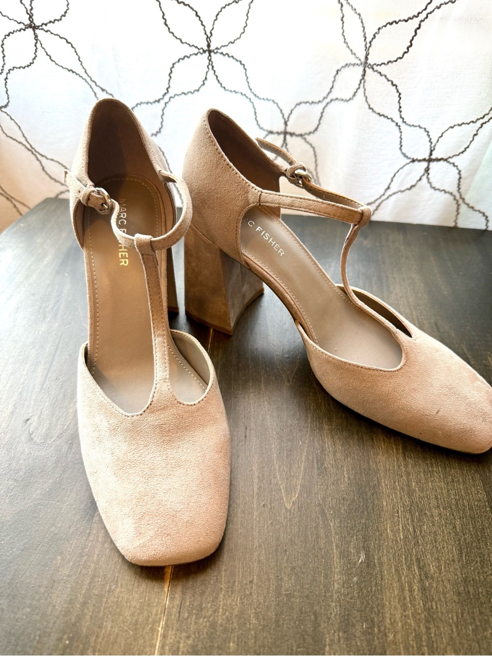 NWOT Marc Fisher Tan Suede T-Strap Block Heels